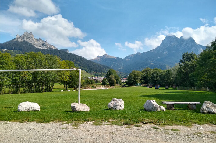 cropped-terrain-de-foot-bernex.jpg